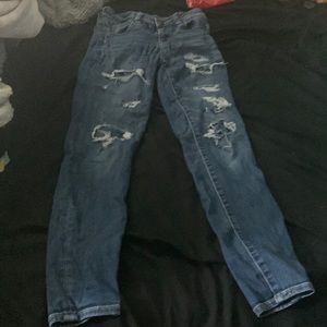 American eagle ripped jeans